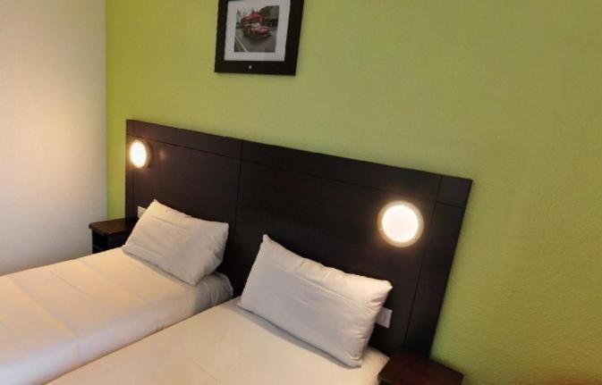 Enzo Hotel Mulhouse Sud Morschwiller Le Bas Oda fotoğraf